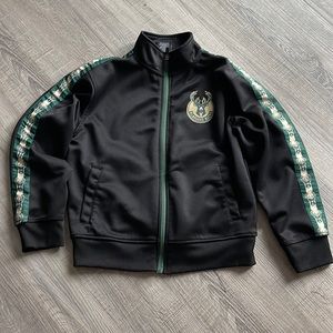 Milwaukee Bucks Zip Up